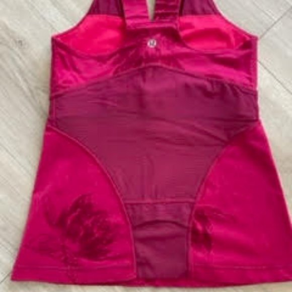 RARE-Lululemon tank top-size 6 - Picture 3 of 3